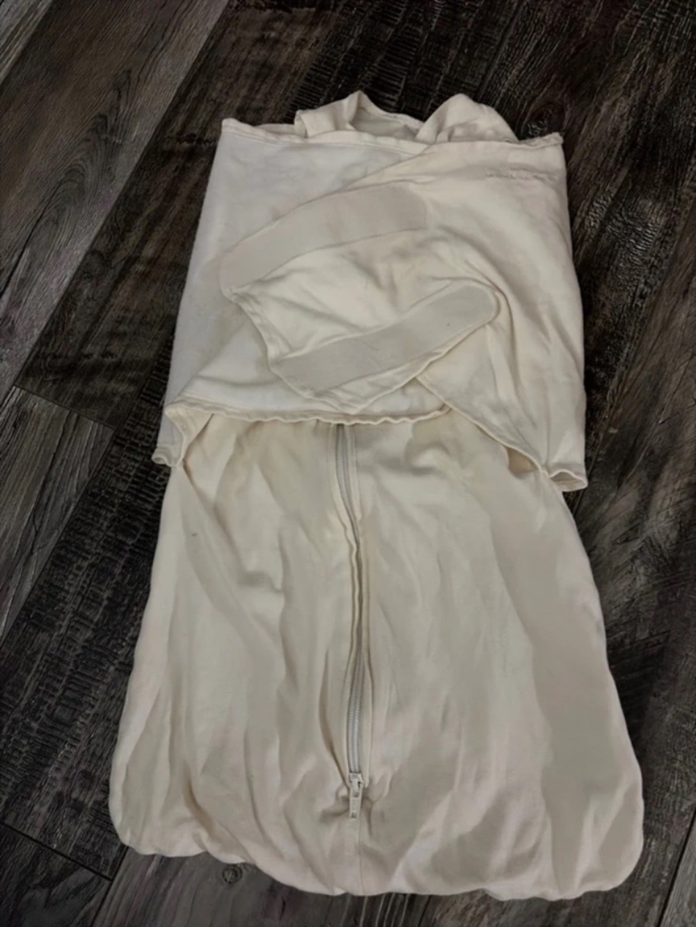 Cream halo sleep sack (3-6M)